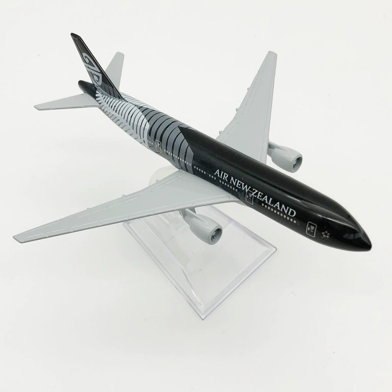 Kids Toys New Zealand - 16cm B777 Kids Airplane Air New
